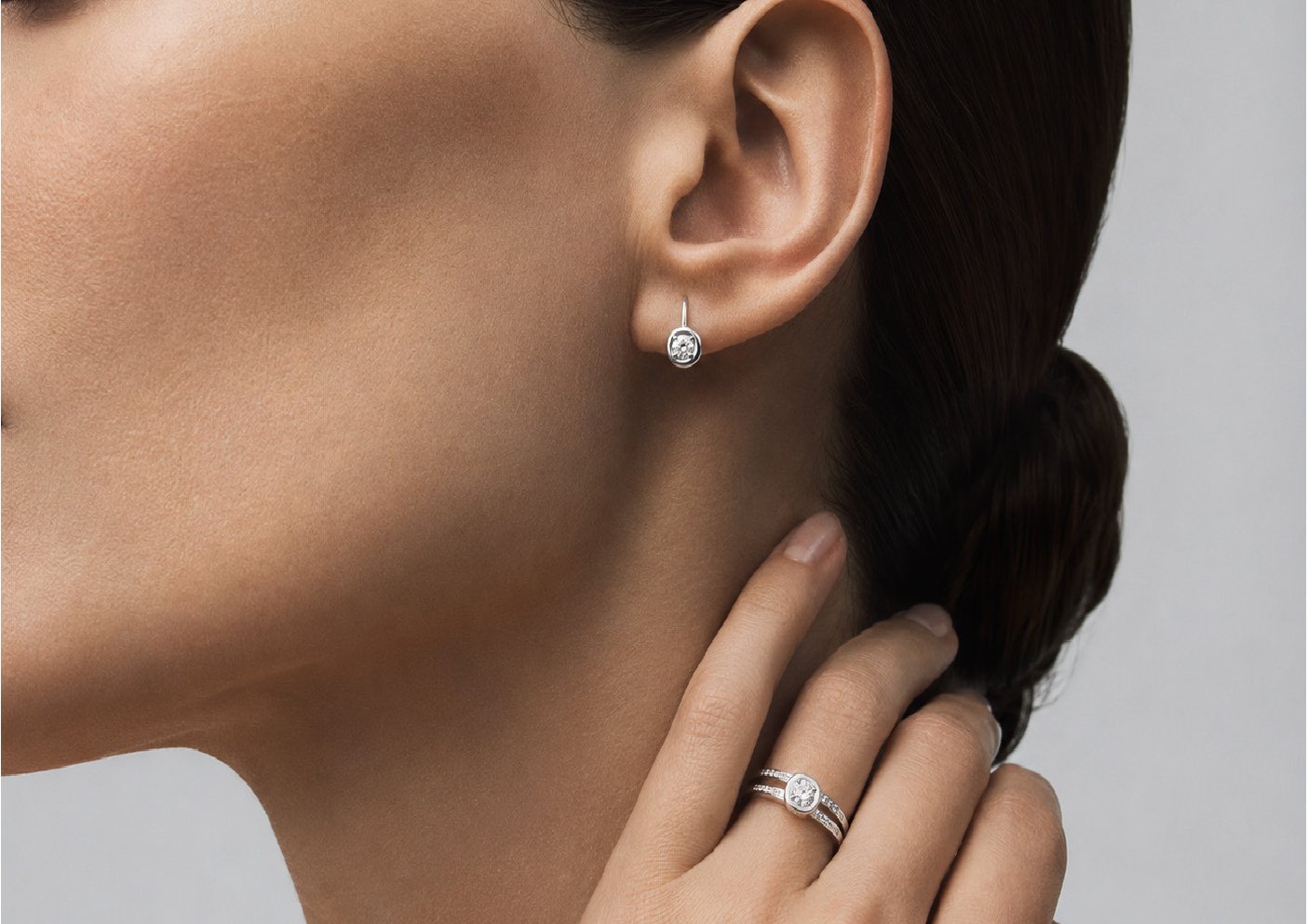 Rings on silk