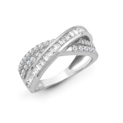 18ct White 1.14ct Round & Baguette Natural Diamond Ring