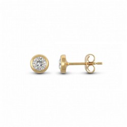 9ct yellow gold round stud earrings rub-over set with a solitaire cubic zirconia stone.