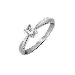 Platinum 25pts Emerald Cut Solitaire Dia Ring