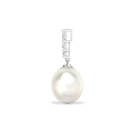 18ct White Gold Natural Diamond And Pearl Pendant