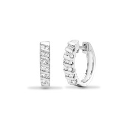 18E044 | 18ct White Gold Diamond Earrings