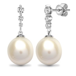 18E314 | 18ct White Gold Diamond And Pearl Earrings