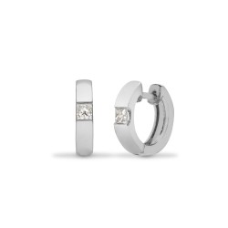 18E462 | 18ct White Gold Diamond Earrings