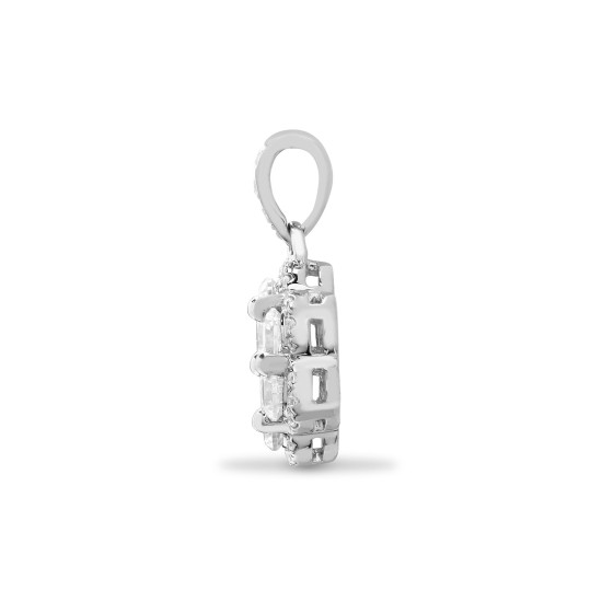 18P322 | 18ct White 0.77ct Diamond Cluster Pendant