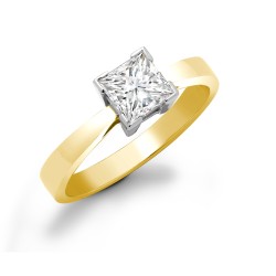 18R026-050 | 18ct Yellow Gold 50pts Princess Cut Ring