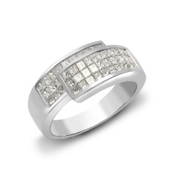 18R624  | 18ct White Gold Diamond Ring