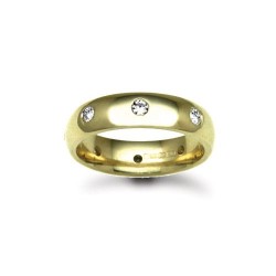 18W005-3-F | 18ct Gold Yellow Diamond Rubover set Wedding Ring