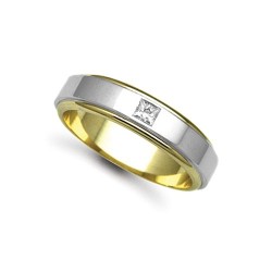 18W040-6 | 18ct Gold 2 Colour Diamond Rubover set Wedding Ring