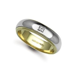 18W044-6 | 18ct Gold 2 Colour Diamond Rubover set Wedding Ring