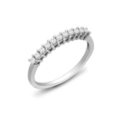 9R351 | 9ct White Gold Diamond Ring