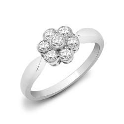 9R487-K | 9ct White Gold Diamond Cluster Ring