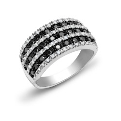 9R554 | 9ct White Gold Diamond And Black Diamond Ring