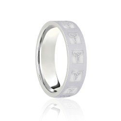 JWR165-18-5 | 18ct White Flat Court 5mm Celtic Laser Engraved Wedding Band